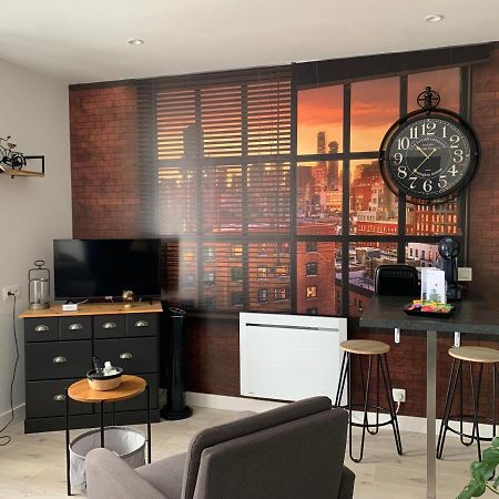 Le Petit Loft - Studio - Wifi - Coeur De Ville - Parking Pont-lʼAbbé 外观 照片