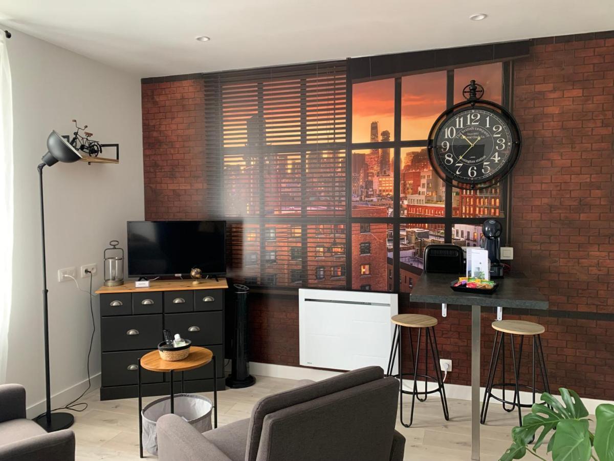 Le Petit Loft - Studio - Wifi - Coeur De Ville - Parking Pont-lʼAbbé 外观 照片